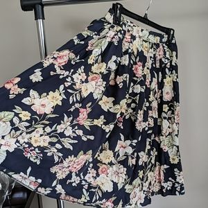 IBlues navy flower silk skirt Italy 6 S